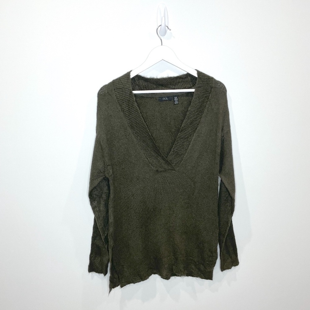 RDI Nordstrom Deep V-Neck Tunic Knit Sweater